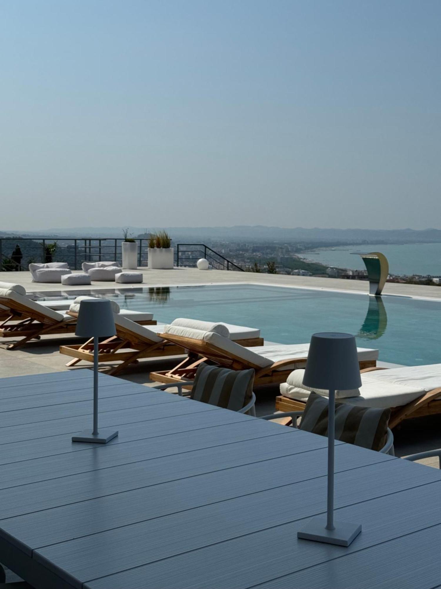 Villa Esmi Durres Kryemëdhej Kültér fotó