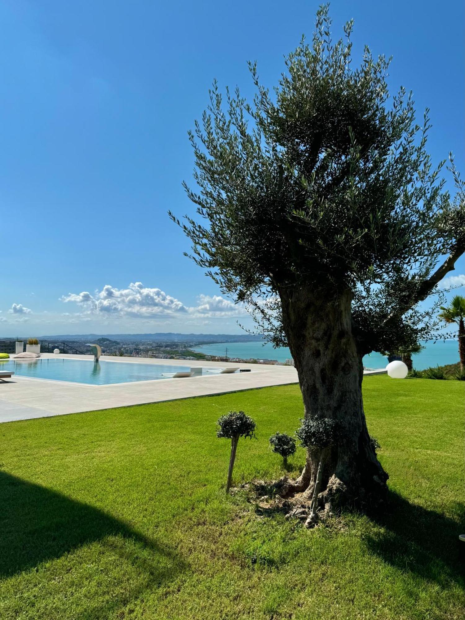 Villa Esmi Durres Kryemëdhej Kültér fotó