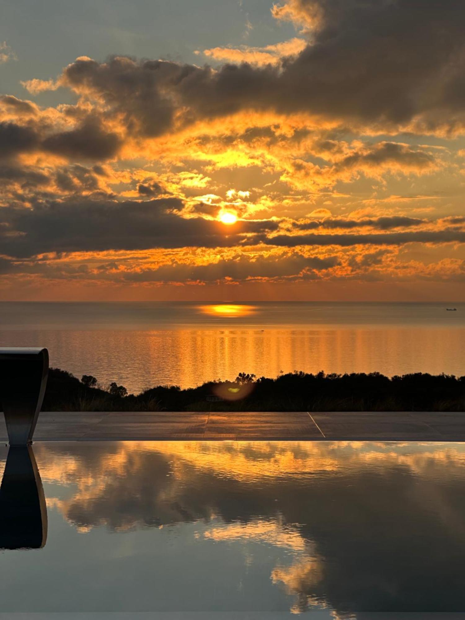 Villa Esmi Durres Kryemëdhej Kültér fotó