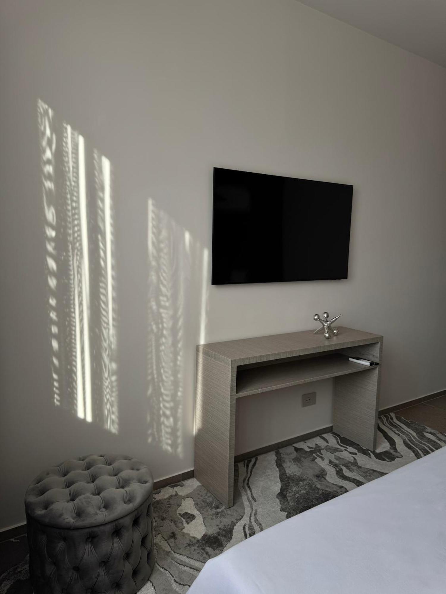 Villa Esmi Durres Kryemëdhej Kültér fotó