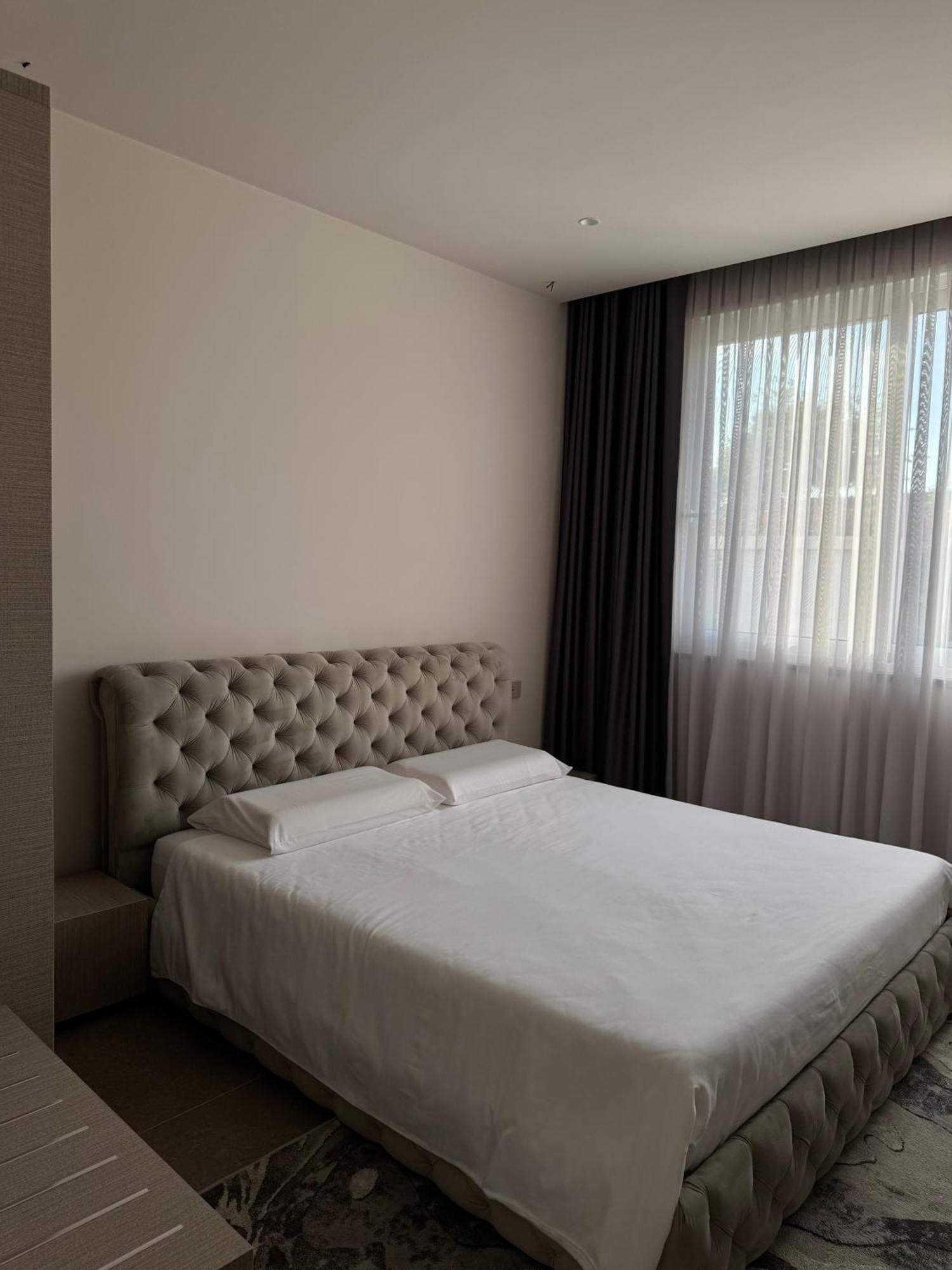 Villa Esmi Durres Kryemëdhej Kültér fotó